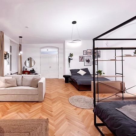 Apartment Near Ku'Damm Βερολίνο Εξωτερικό φωτογραφία
